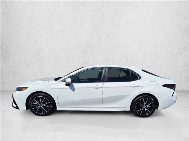 Used 2024 Toyota Camry SE FWD image 9