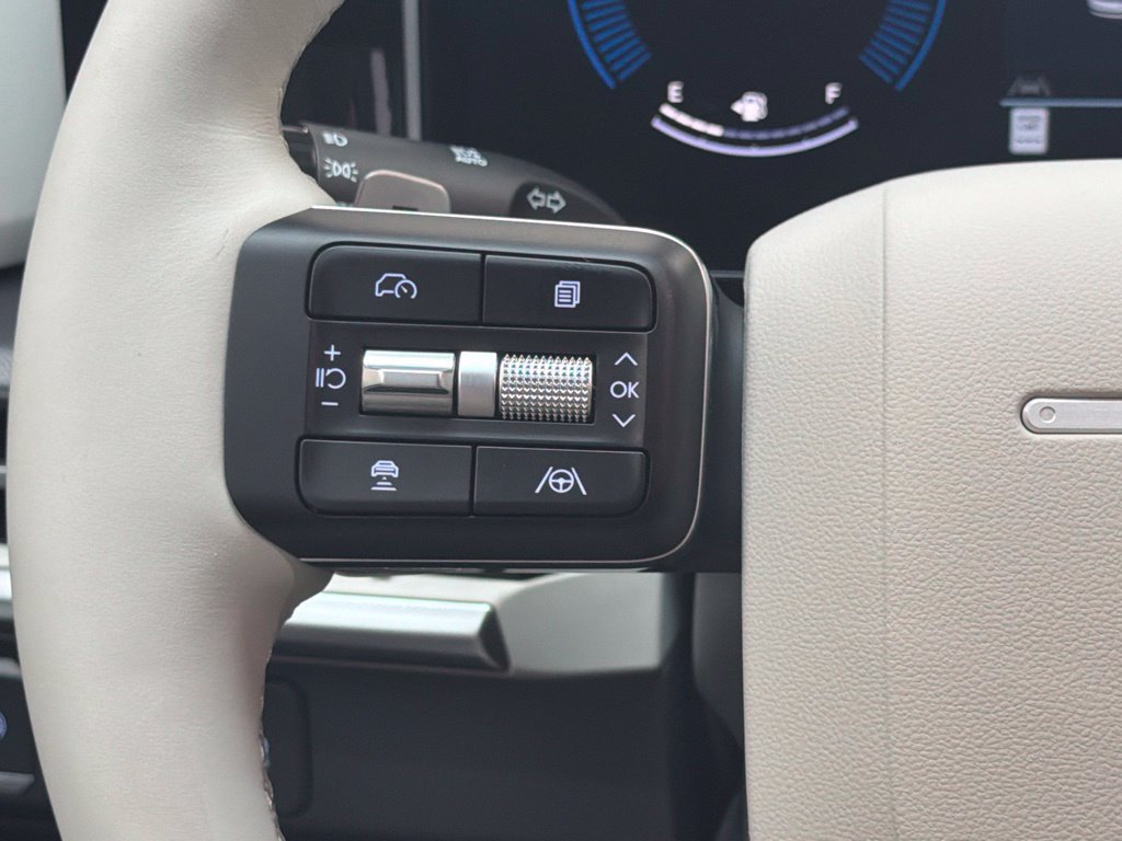 New 2027 Hyundai Santa Fe SE FWD image 21