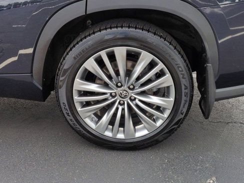 Used 2022 Toyota Highlander Platinum AWD/4WD image 7