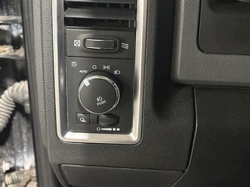 Used 2015 RAM 1500 Big Horn AWD/4WD image 23