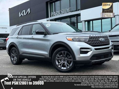 Used 2022 Ford Explorer XLT w/ Equipment Group 202A AWD/4WD image 1