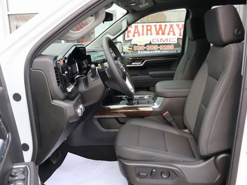 New 2026 GMC Sierra 1500 Elevation w/ Preferred Package image 14