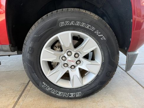 Used 2015 GMC Canyon SLE RWD image 38