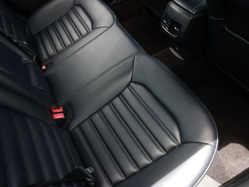 Used 2019 Ford Fusion SEL FWD image 12