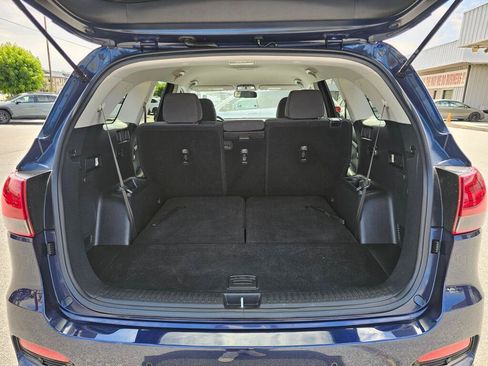 Used 2019 Kia Sorento S AWD/4WD image 15