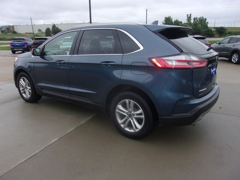 Used 2019 Ford Edge SEL w/ Equipment Group 201A AWD/4WD image 6