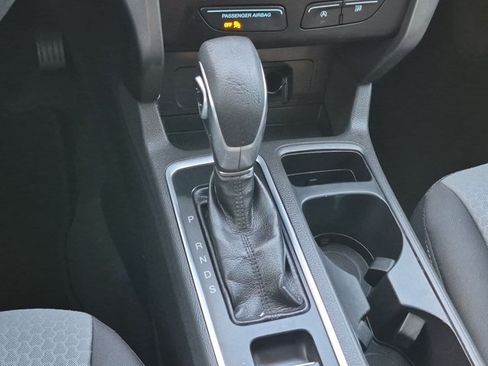 Used 2018 Ford Escape SE FWD image 12