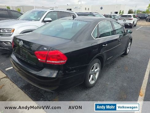 Used 2012 Volkswagen Passat 2.5 SE FWD image 3