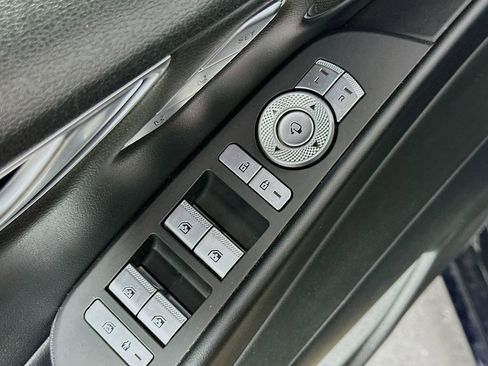 Used 2023 Genesis G80 2.5T image 20