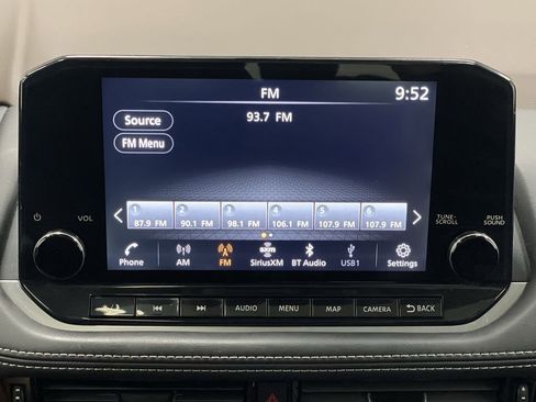 Used 2023 Nissan Rogue SL w/ SL Premium Package image 20