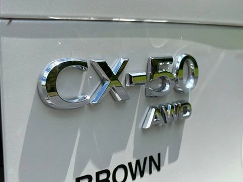 Used 2024 MAZDA CX-50 AWD 2.5 S w/ Premium Package image 16