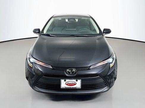 Certified 2025 Toyota Corolla LE FWD image 2