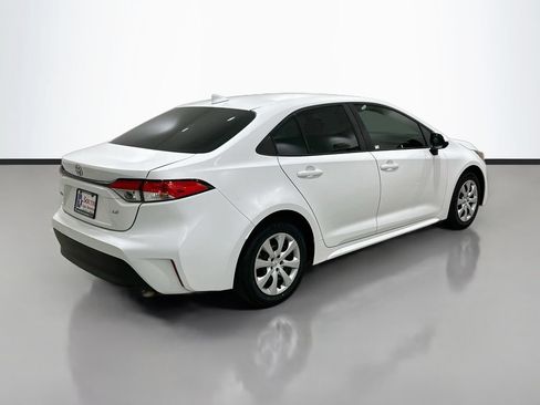 Used 2024 Toyota Corolla LE FWD image 7
