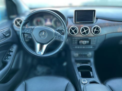 Used 2014 Mercedes-Benz B 250e image 17
