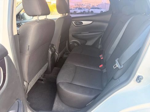 Used 2020 Nissan Rogue Sport S w/ Appearance Package FWD image 25