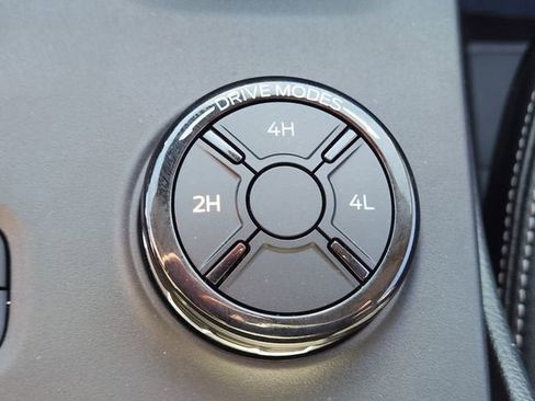 Used 2024 Ford Ranger Lariat w/ FX4 Off-Road Package image 24