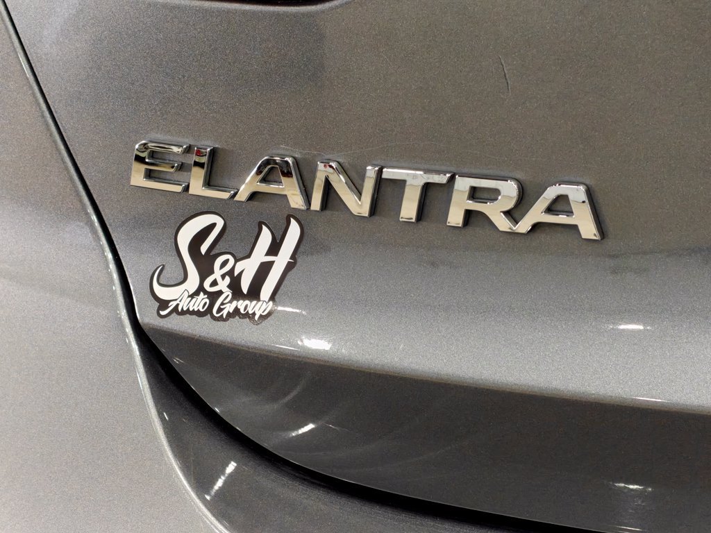 Used 2018 Hyundai Elantra SEL FWD image 38