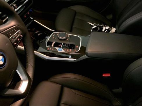 Used 2023 BMW i4 eDrive35 w/ Premium Package RWD image 8