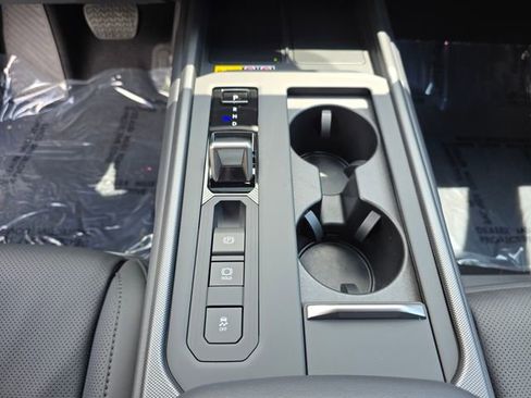New 2026 Lexus ES 350e FWD image 25