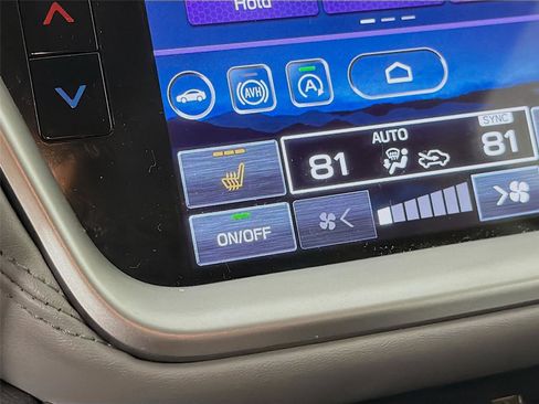 Used 2020 Subaru Outback Premium image 19