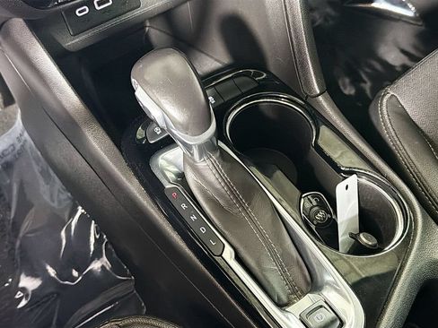 Used 2020 Buick Encore GX Select FWD image 17