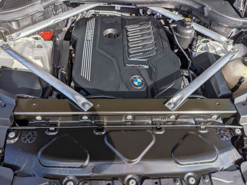 Used 2021 BMW X5 xDrive40i w/ Convenience Package image 43