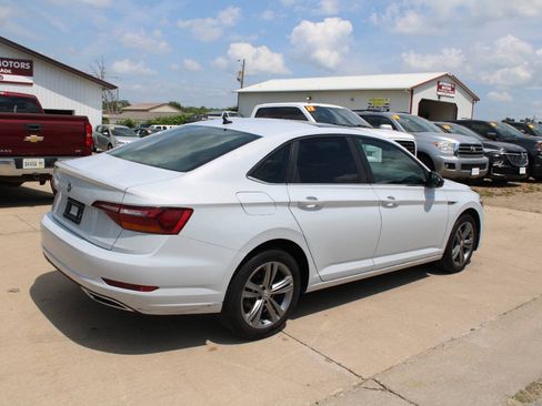 Used 2019 Volkswagen Jetta R-Line FWD image 8