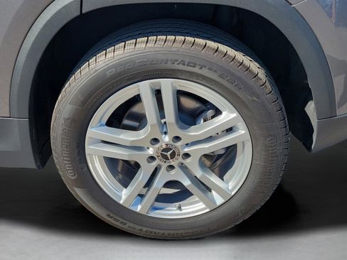 Certified 2023 Mercedes-Benz GLA 250 4MATIC image 35