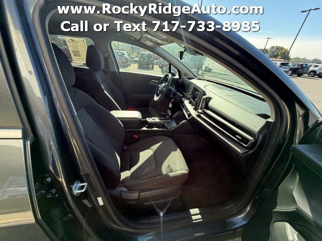 Used 2023 Kia Sportage LX AWD/4WD image 30