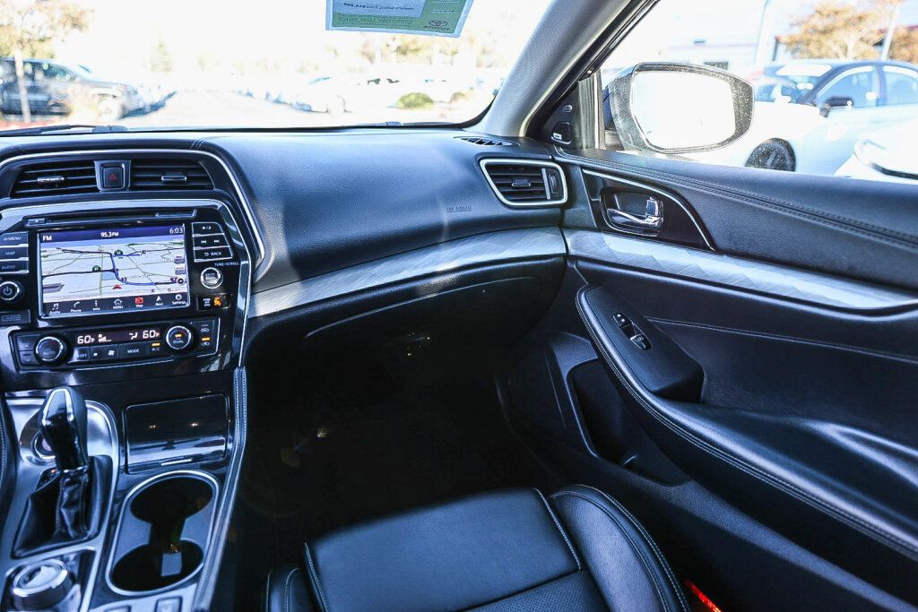 Used 2018 Nissan Maxima 3.5 SL FWD image 5