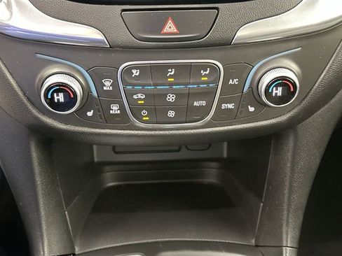 Used 2019 Chevrolet Equinox LT image 13