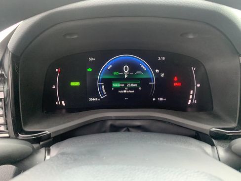 Used 2025 Toyota Camry LE FWD image 29