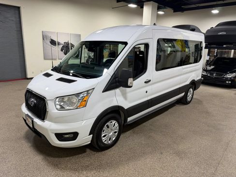 Used 2022 Ford Transit 350 XLT RWD image 5