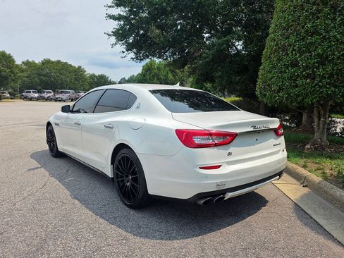 Used 2016 Maserati Quattroporte S Q4 AWD/4WD image 3