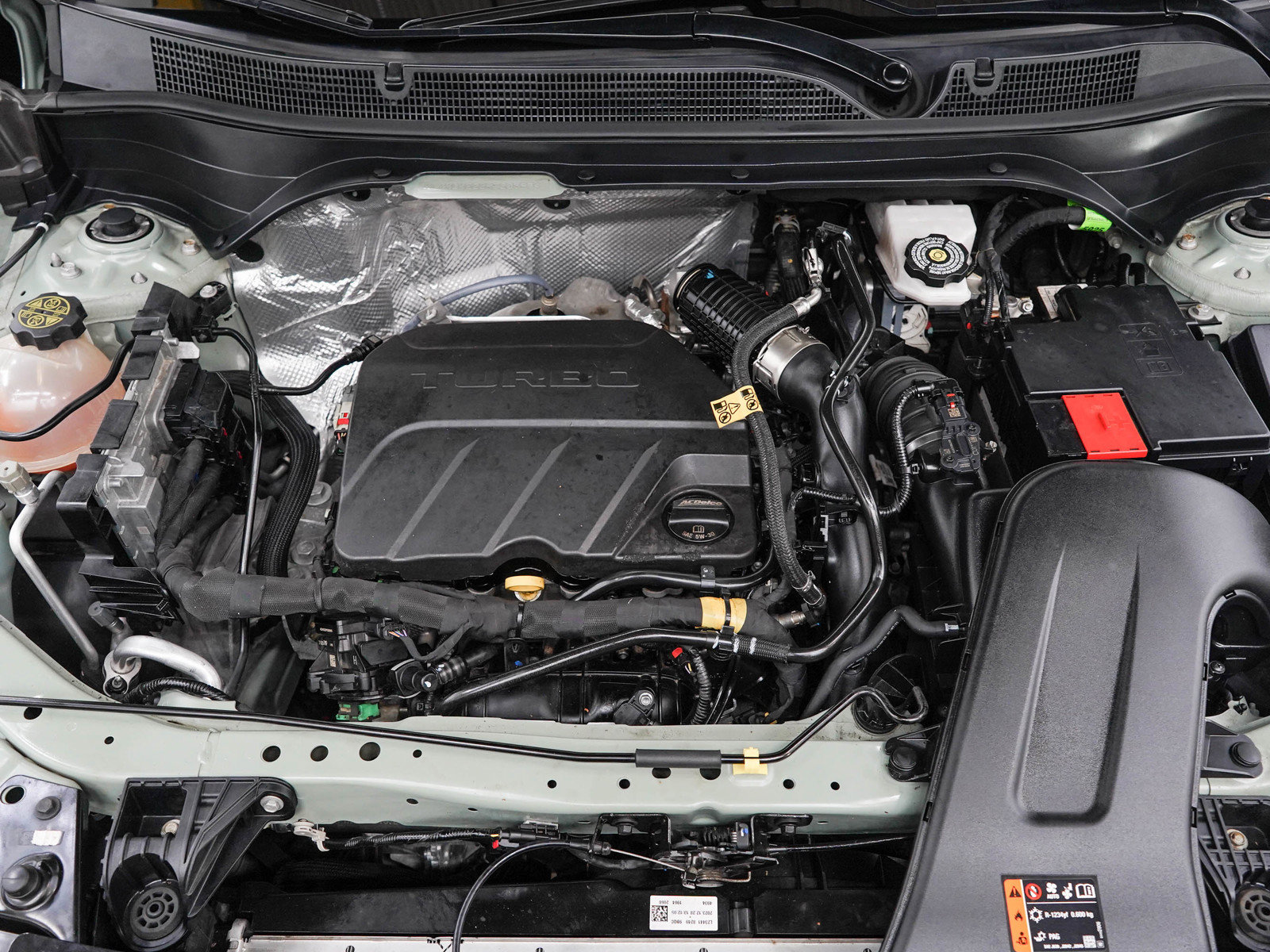 Used 2024 Chevrolet Trax ACTIV w/ Sunroof Package FWD image 30