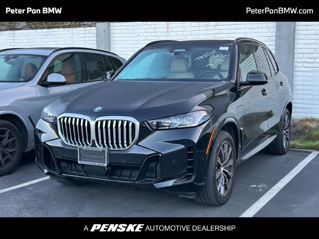 Used 2024 BMW X5 xDrive50e w/ Executive Package AWD/4WD image 1