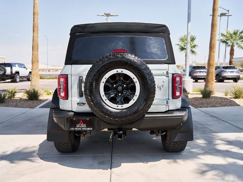 Used 2022 Ford Bronco Badlands image 7