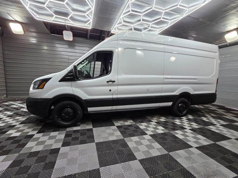 Used 2023 Ford Transit 250 148 High Roof Extended w/ Load Area Protection Package RWD image 9