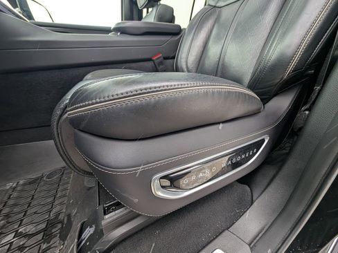 Used 2024 Jeep Grand Wagoneer L Series II w/ Quick Order Packagew 28T image 16