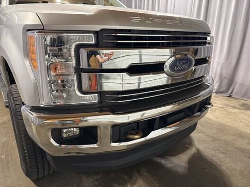 Used 2017 Ford F250 Lariat w/ Chrome Package AWD/4WD image 18