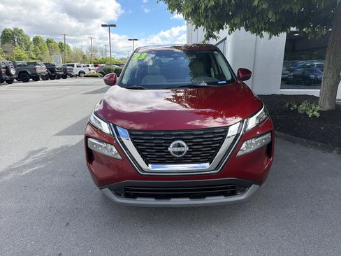 Used 2023 Nissan Rogue SV AWD/4WD image 9