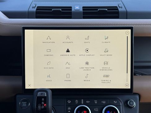 New 2026 Land Rover Defender 110 X-Dynamic SE image 26