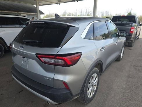 Used 2024 Ford Escape Active AWD/4WD image 4