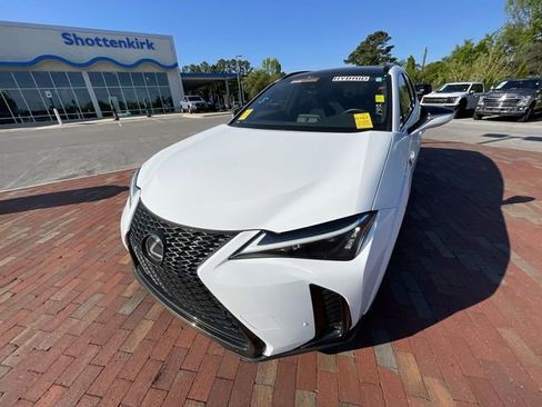 Used 2023 Lexus UX 250h F Sport w/ Accessory Package (Z1) image 7