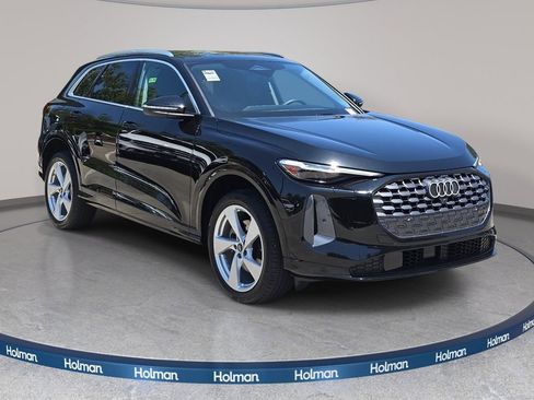 Certified 2025 Audi Q5 Premium Plus w/ Premium Plus AWD/4WD image 4