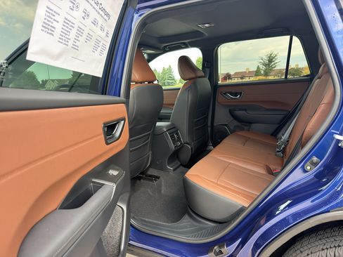 New 2026 Subaru Outback Touring AWD/4WD image 10