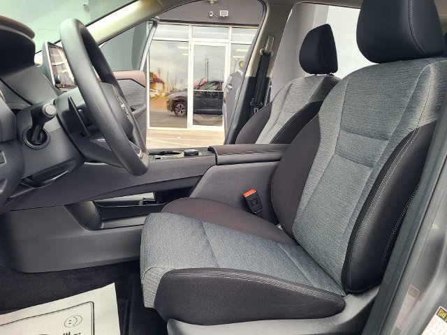 Used 2023 Nissan Rogue SV AWD/4WD image 15