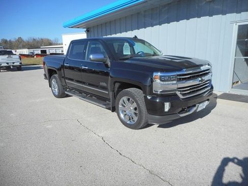 Used 2017 Chevrolet Silverado 1500 High Country image 5