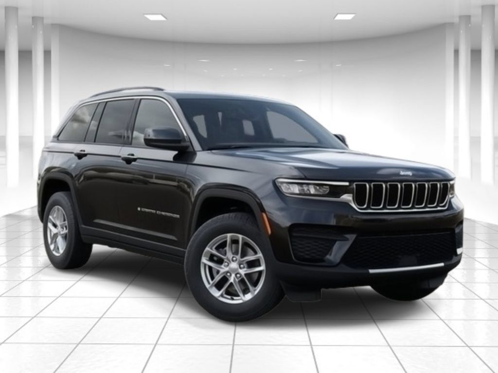 New 2025 Jeep Grand Cherokee Laredo X w/ Luxury Tech Group I AWD/4WD image 5