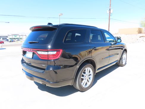 Used 2025 Dodge Durango GT image 8